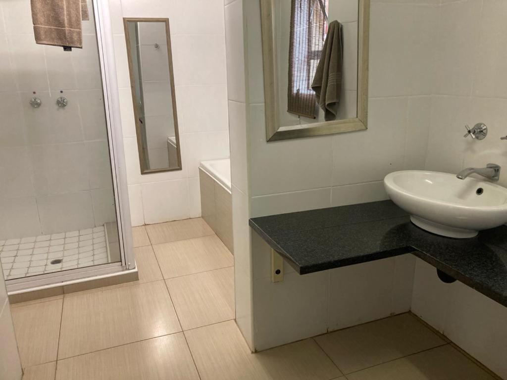 Acasia Guest Lodge Komatipoort Kültér fotó